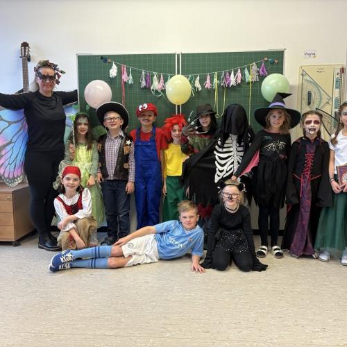 Schulfasching2